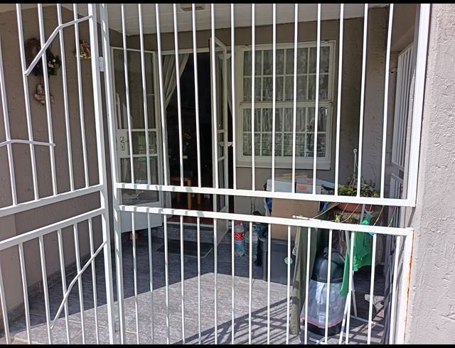 2 BEDROOM APARTMENT FOR SALE IN MEYERSDAL